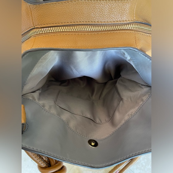 VINCE CAMUTO BAG. - Picture 11 of 14